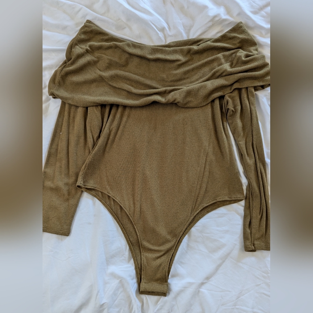 By Egreis green bodysuit